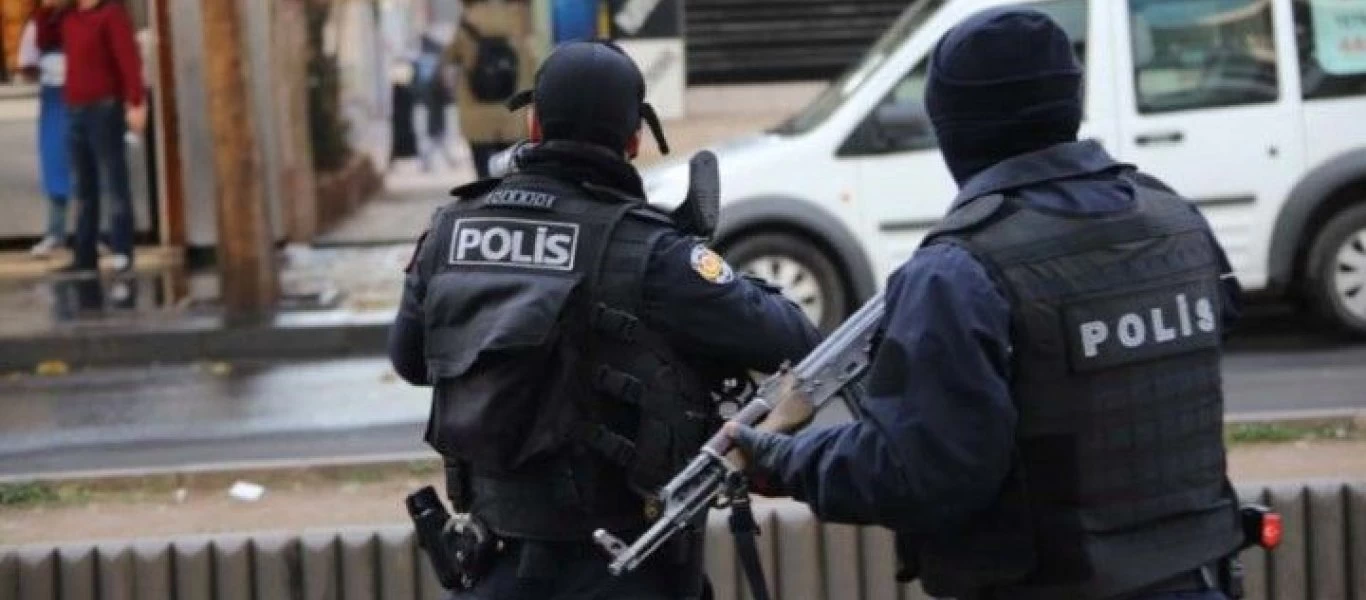 Τουρκία: Nεαρός στραγγάλισε τη σύντροφό του - Τον «ξεσκέπασε» η μητέρα του